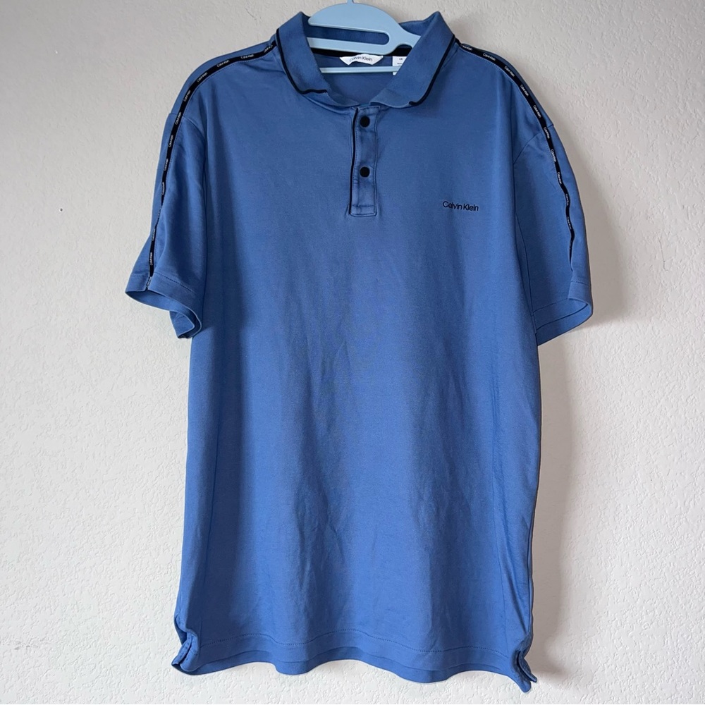 Calvin Klein polo. Size L